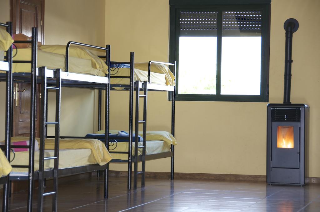 Albergue Los Blasones Sarria Δωμάτιο φωτογραφία