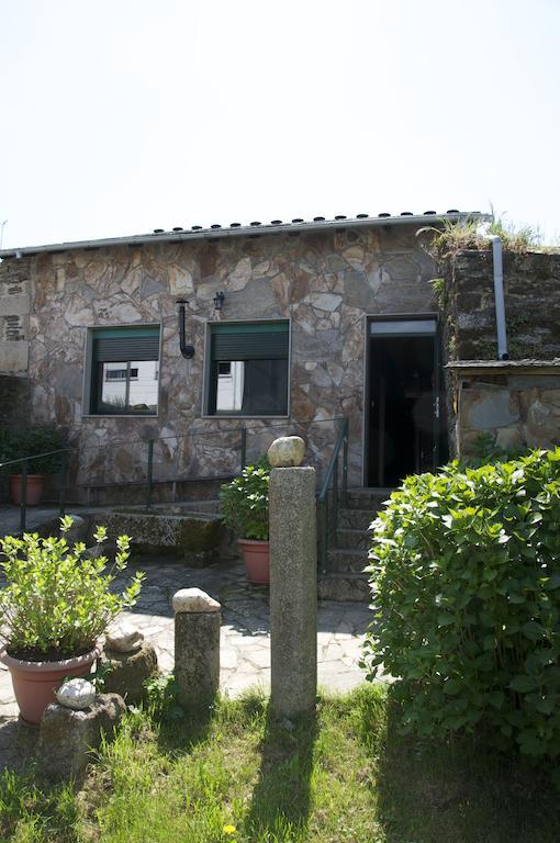 Albergue Los Blasones Sarria Εξωτερικό φωτογραφία
