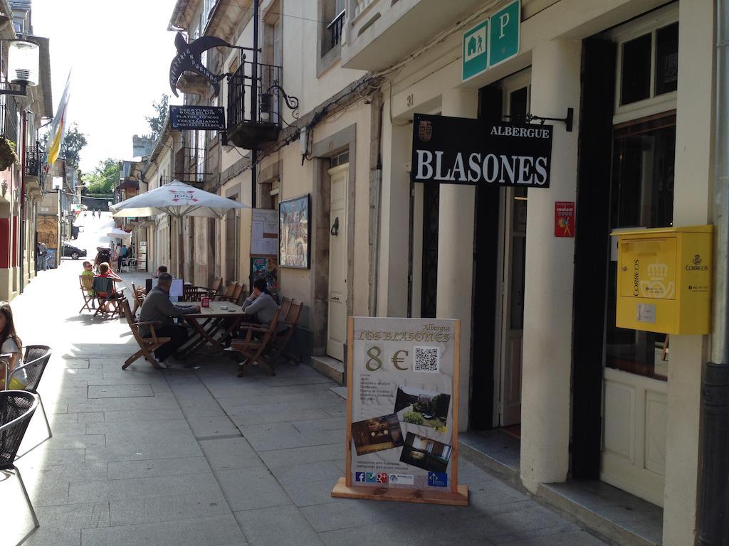 Albergue Los Blasones Sarria Εξωτερικό φωτογραφία